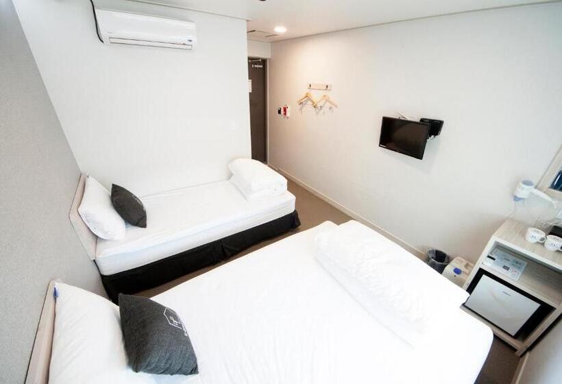 اتاق استاندارد سه نفره, K Grand Hotel Seoul