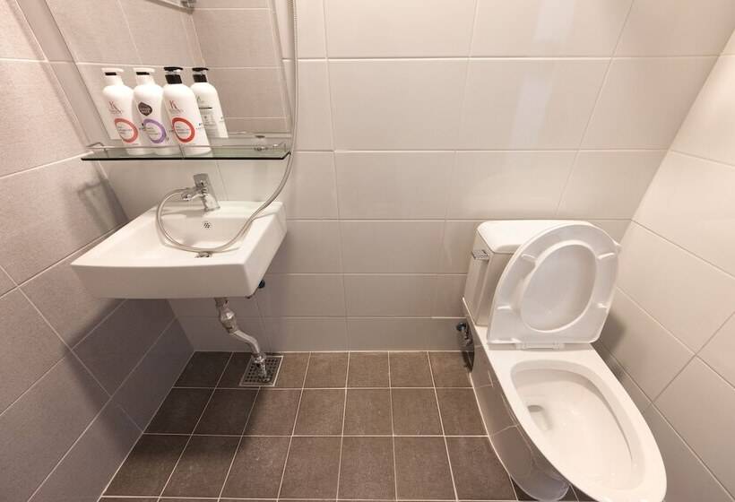 اتاق استاندارد سه نفره, K Grand Hotel Seoul