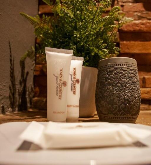 经济房, Town And Country Mpumalanga