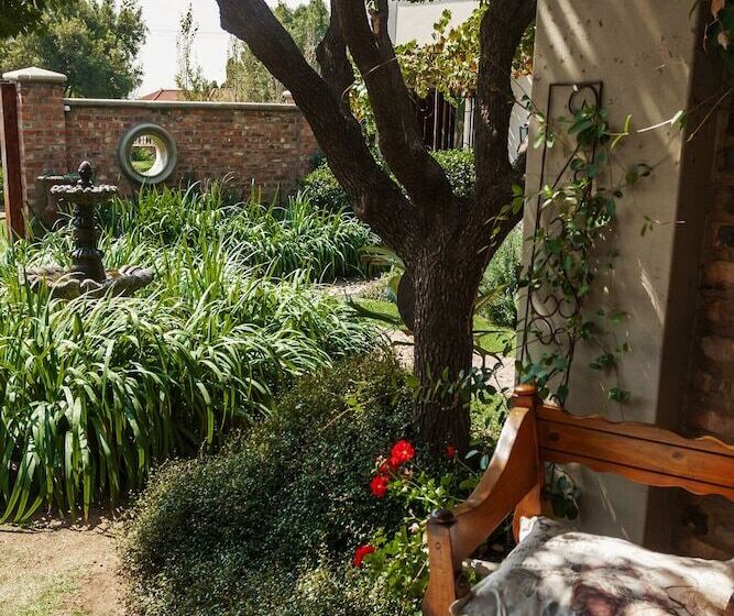 家庭间, Town And Country Mpumalanga