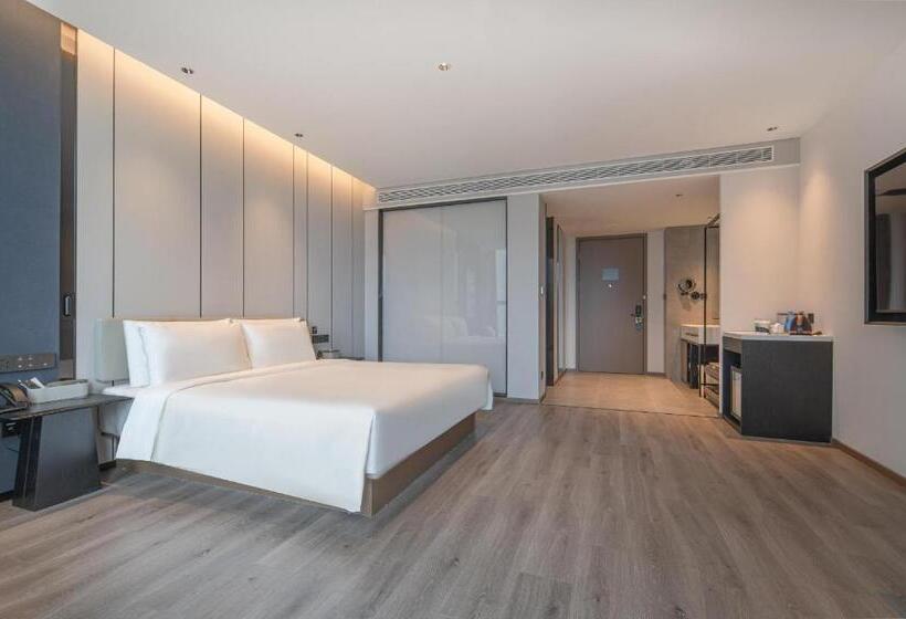 Номер Стандарт, Atour Hotel Nantong Central South Brics