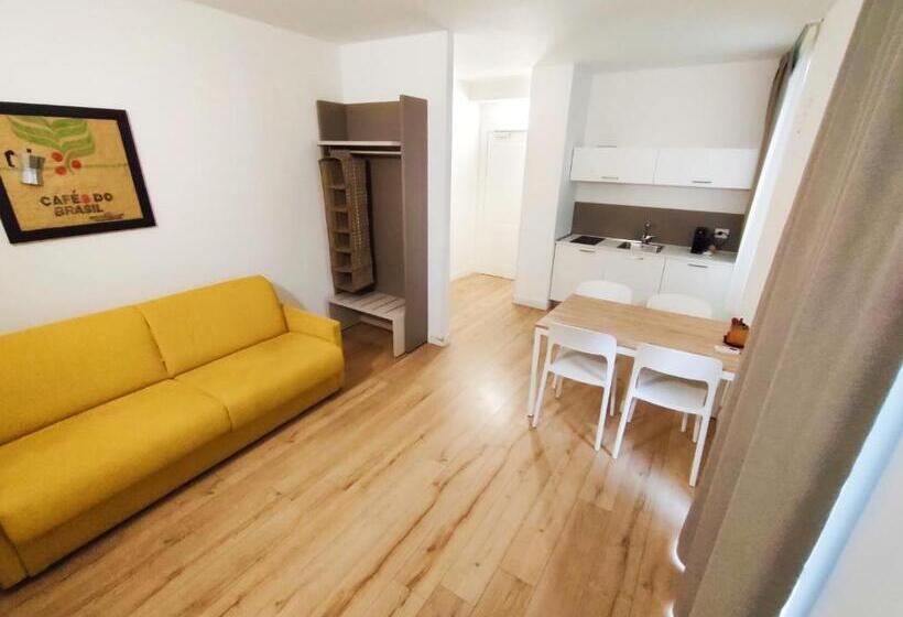 آپارتمان لوکس 1 خوابه, City Gallery Apartments