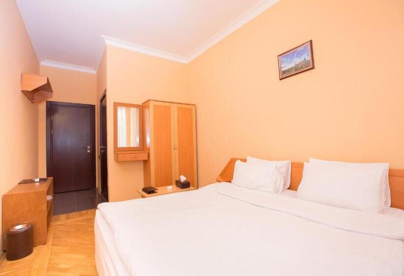 اتاق استاندارد, Cennet Bagi Guba