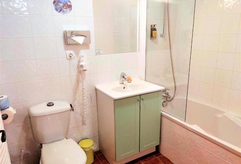 غرفة قياسية مزوَّدة بشُرفة, Epicéa Lodge Hôtel