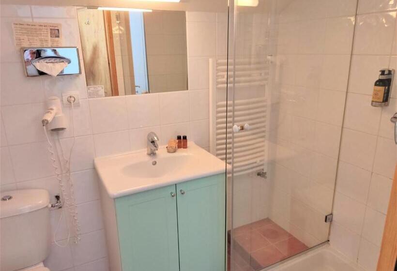 غرفة قياسية ثلاثية, Epicéa Lodge Hôtel