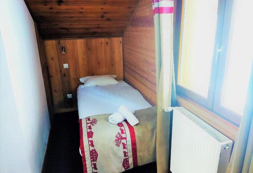 غرفة قياسية ثلاثية, Epicéa Lodge Hôtel