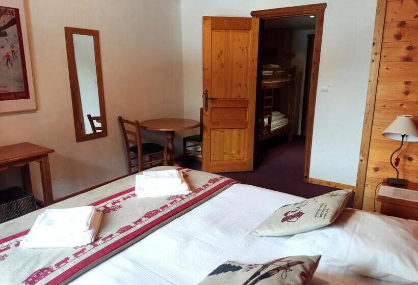 غرفة قياسية رباعية, Epicéa Lodge Hôtel