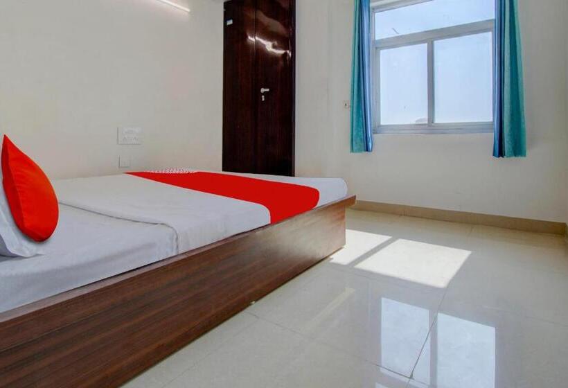 三人经典房间, O Hill View Resorts