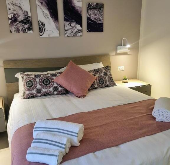 חדר סטנדרט, Ro Agrimaison