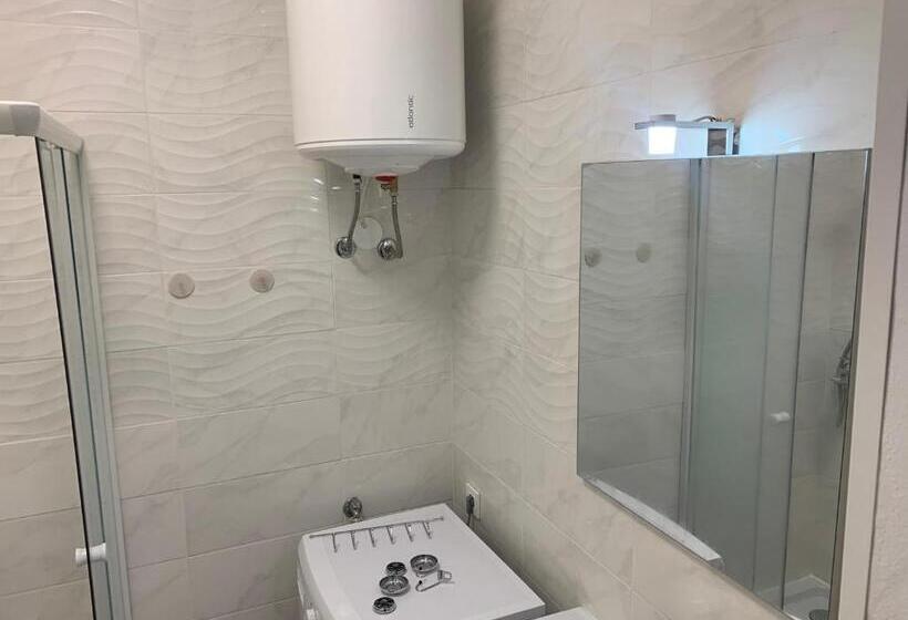 استودیوی استاندارد, Apartment Old Town Izola