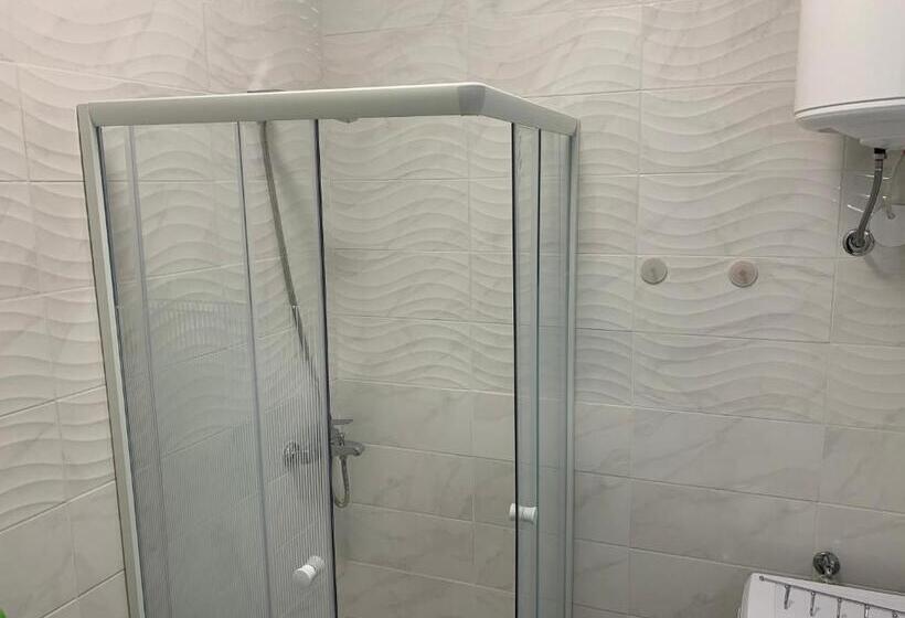 استودیوی استاندارد, Apartment Old Town Izola