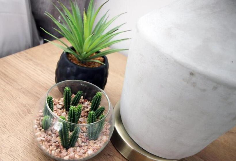 خانه 1 خوابه, Garden | Parking | 4br