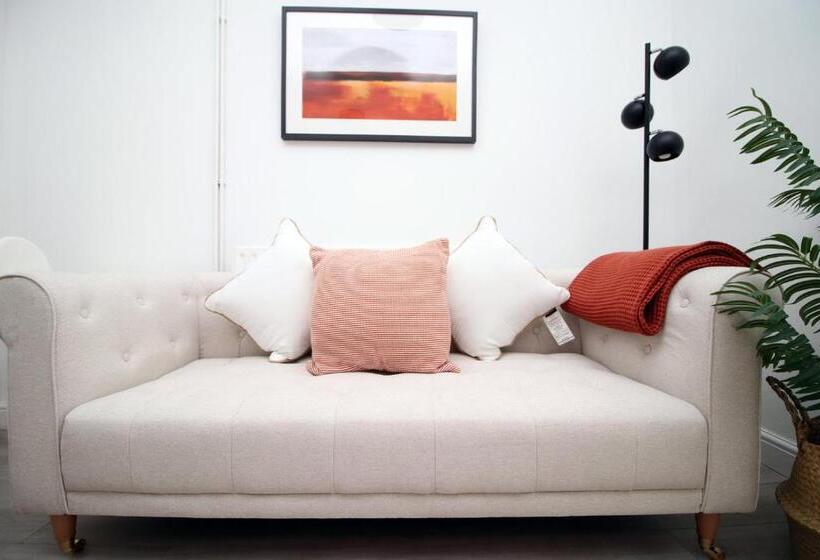 خانه 1 خوابه, Garden | Parking | 4br