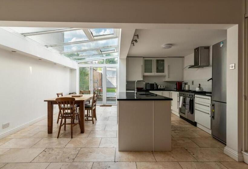 침실 1개 주택, Guestready   A Bohemian Home In Bath