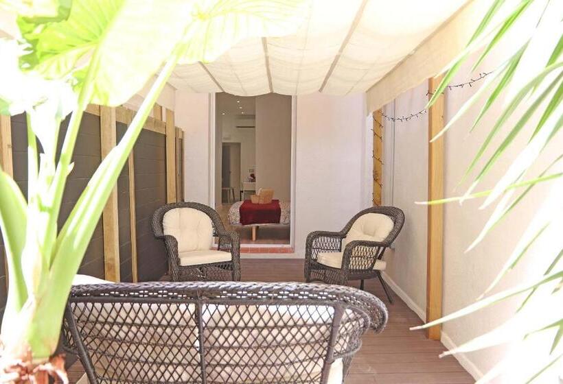 Chambre Standard avec Terrasse, Hostal Gràcia