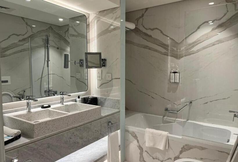 سوئیت سلطنتی 2 خوابه, Khalidia Palace Hotel Dubai By Mourouj Gloria