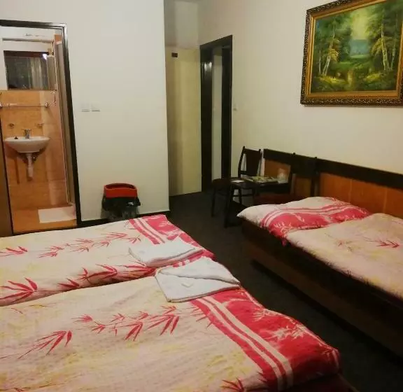 Economy Triple Room, Abc Hotel Nitra