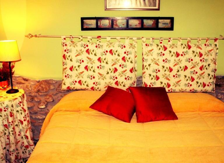 اتاق استاندارد با سرویس بهداشتی مشترک, B&b Cascina Santa Gavi