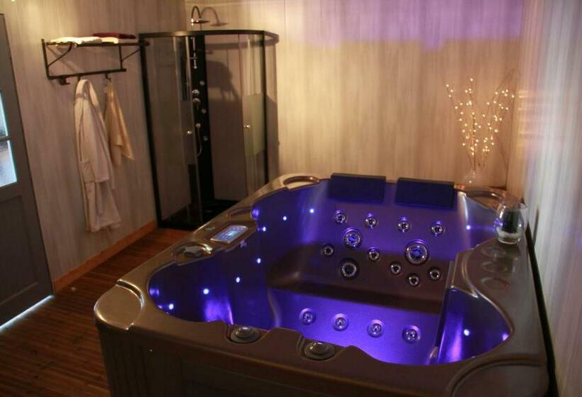 带景观的三人标准房间, Chambres D'hôtes Vue Panoramique Proche De Carcassonne