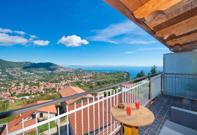 Quarto Quádruplo Estandar, Valle Degli Dei