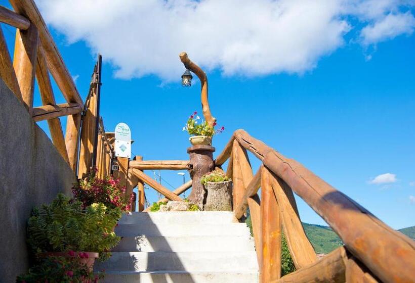 חדר סטנדרט לארבעה נוף לים, Valle Degli Dei