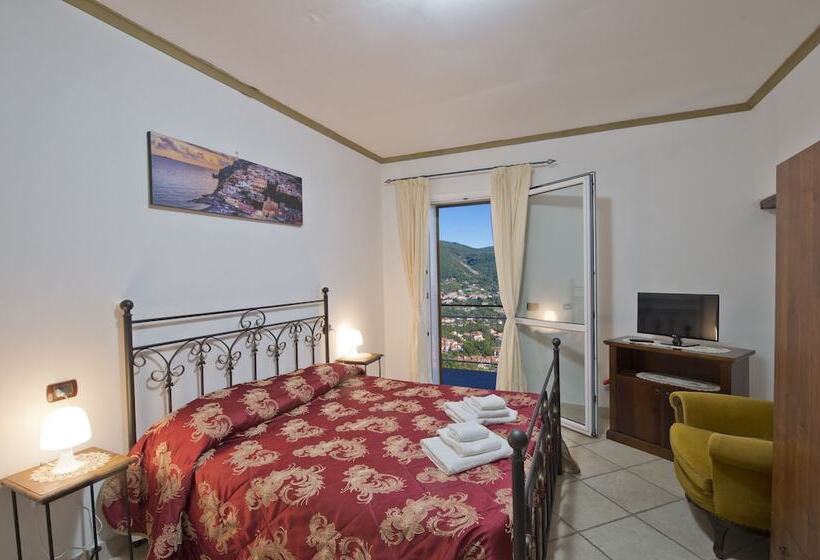 חדר קלאסי לארבעה, Valle Degli Dei