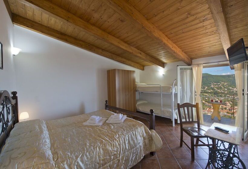 חדר סטנדרט לארבעה נוף לים, Valle Degli Dei