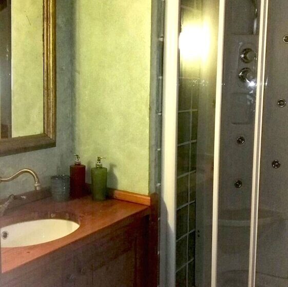 غرفة قياسية مزوَّدة بتراس, Villa Maria Affittacamere