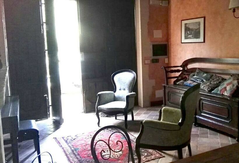 غرفة قياسية مزوَّدة بتراس, Villa Maria Affittacamere