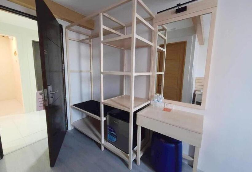 Büyük Çift Kişilik Yataklı Delüks Oda, Cebu Uncle Tom S Cabin Hotel Powered By Cocotel