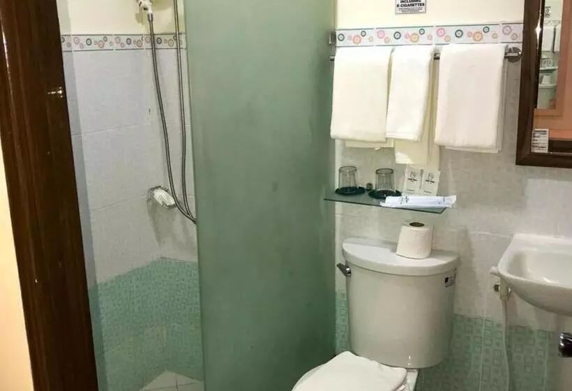 سوییت, Cebu Uncle Tom S Cabin Hotel Powered By Cocotel