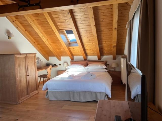 スタンダードスタジオ, Villa Bonomo Charme