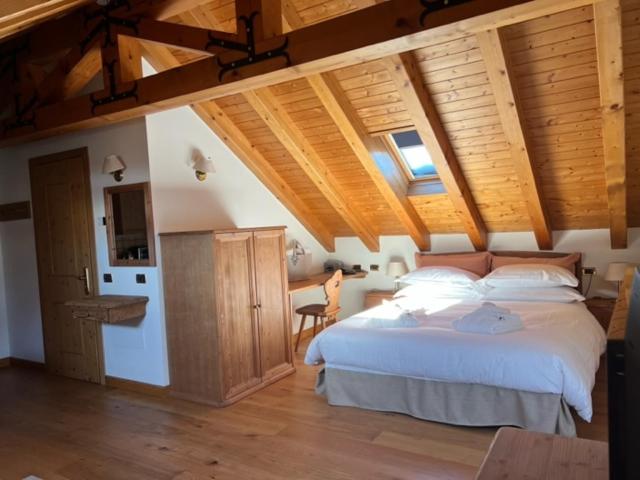 スタンダードスタジオ, Villa Bonomo Charme