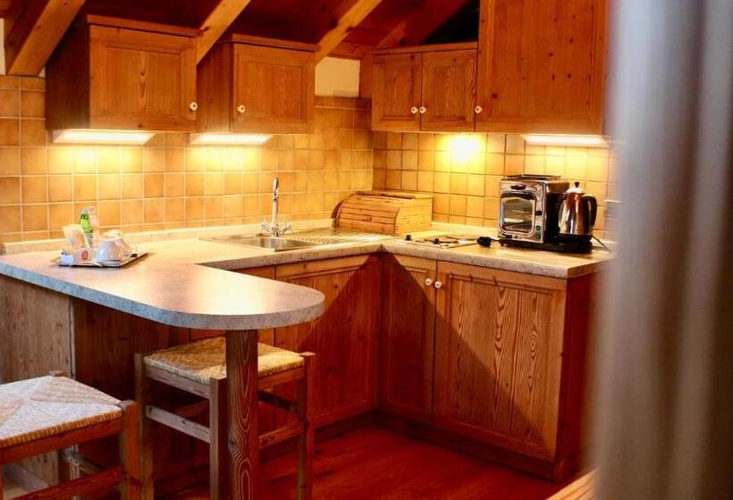 スタンダードスタジオ, Villa Bonomo Charme