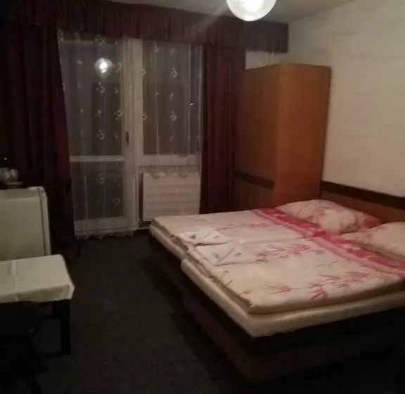 اتاق اکونومی, Abc Hotel Nitra
