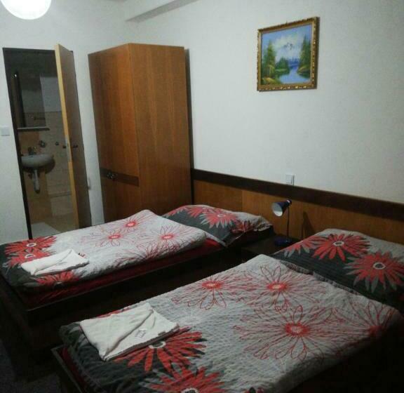 이코노미 룸, Abc Hotel Nitra