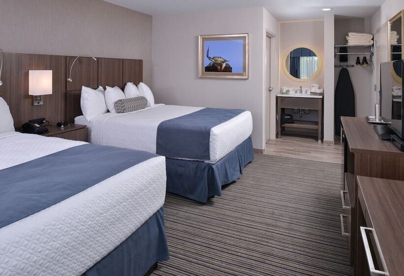 غرفة ديلوكس مزودة بشرفة, Anchored Inn At Hidden Harbor