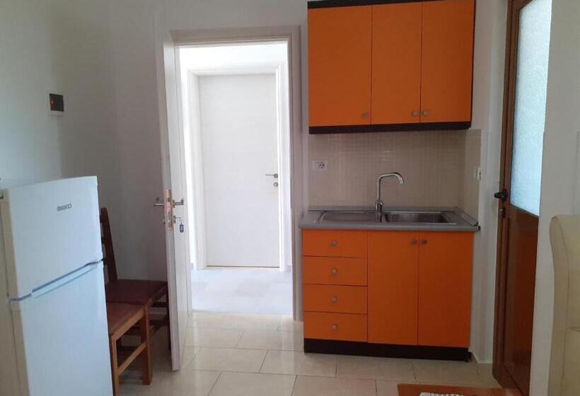 חדר משפחתי נוף לגינה, Casa Del Mare