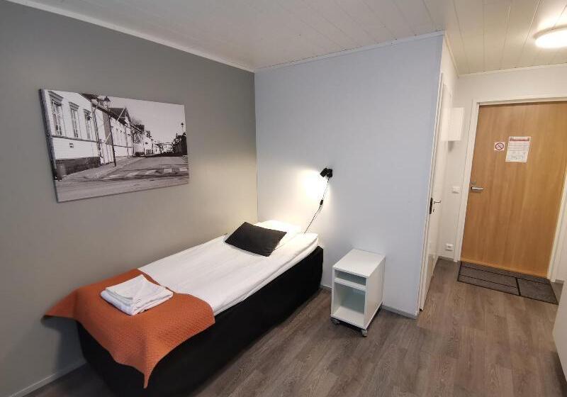 Номер Стандарт Индивидуальный, Forenom Aparthotel Raahe