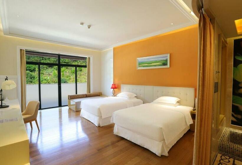 Deluxe Rum Bergsutsikt, Four Points By Sheraton Heyuan Resort