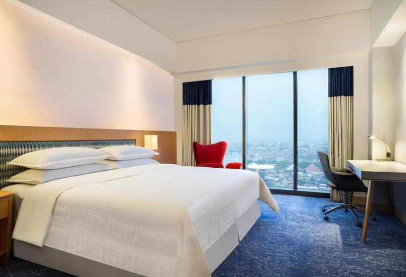 带大床的豪华间, Four Points By Sheraton Surabaya, Tunjungan Plaza