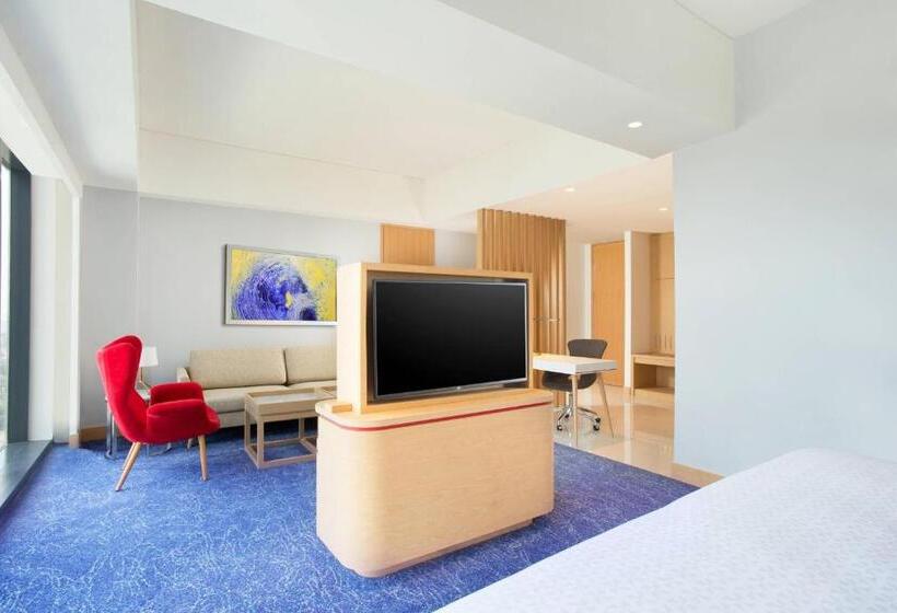 프리미엄 스위트, Four Points By Sheraton Surabaya, Tunjungan Plaza