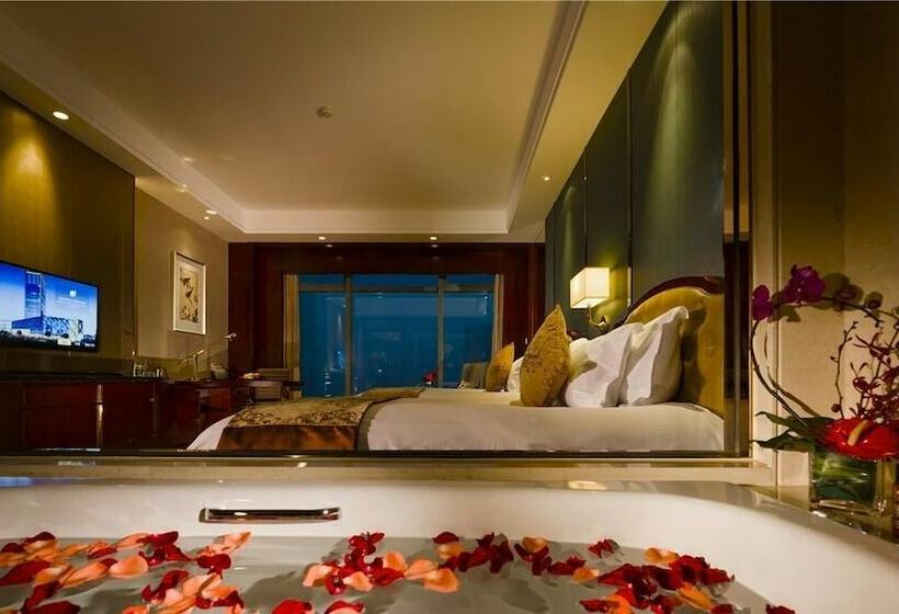 Номер Deluxe, Haili New Century Grand Hotel Haiyan