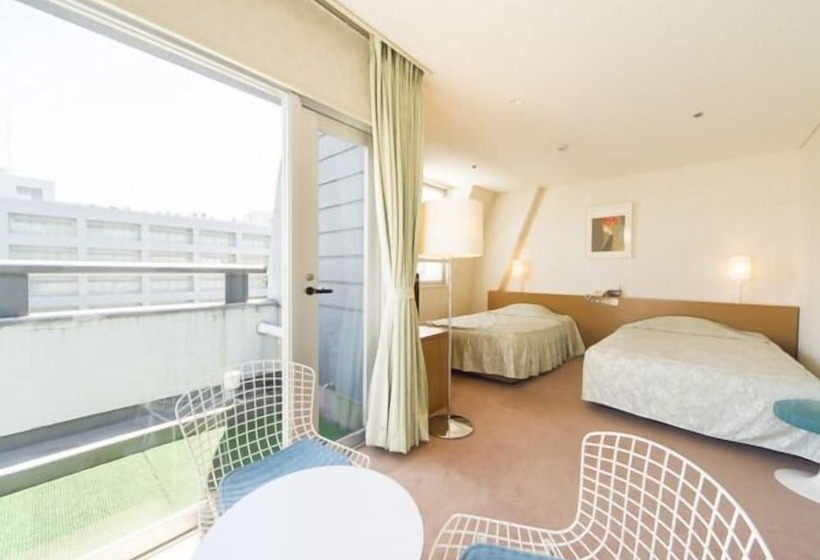 Люкс с Балконом, Hiroshima Sunplaza