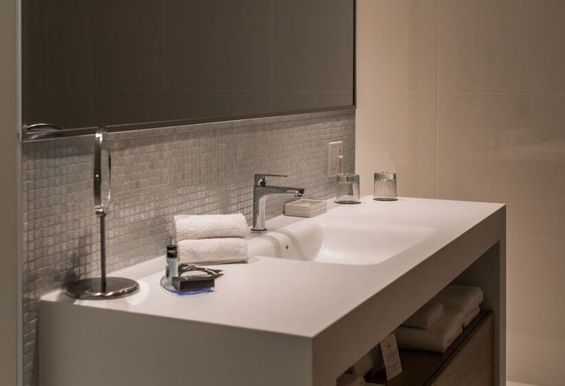 주니어 스위트, Du Domaine, Centre De Villegiature Et De Congres