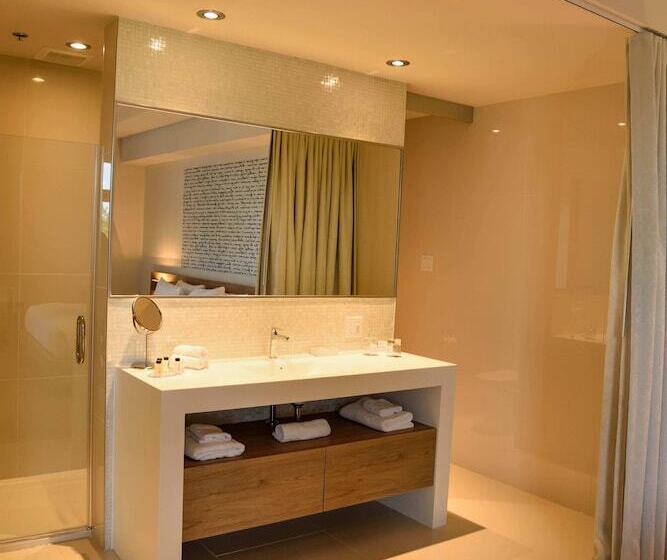 장애인용 주니어 스위트, Du Domaine, Centre De Villegiature Et De Congres