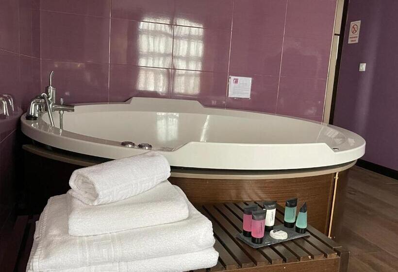 غرفة قياسية مزوَّدة بجاكوزي, La Casa De Noelia