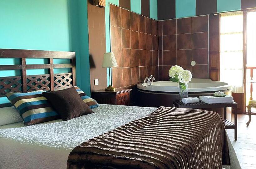 غرفة قياسية مزوَّدة بجاكوزي, La Casa De Noelia