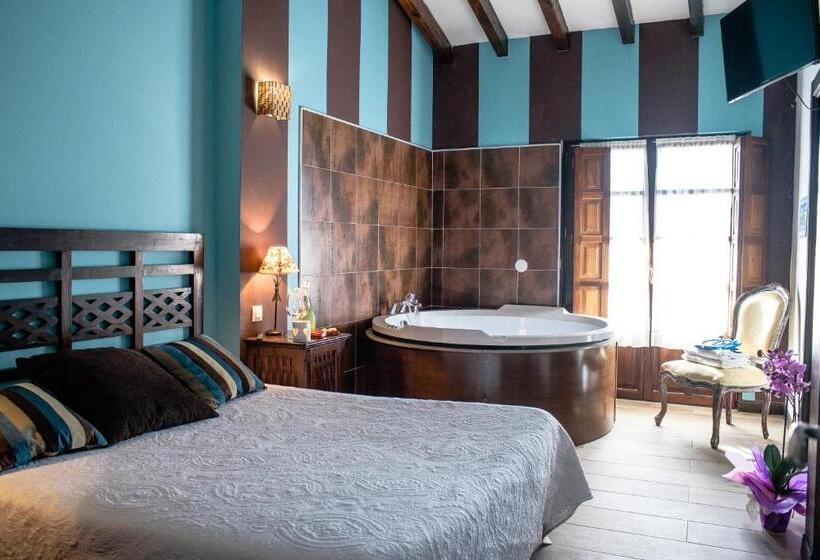 غرفة قياسية مزوَّدة بجاكوزي, La Casa De Noelia