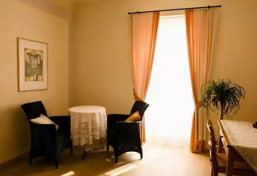 Standard Room, Romantik Hotel Landhaus Liebefeld